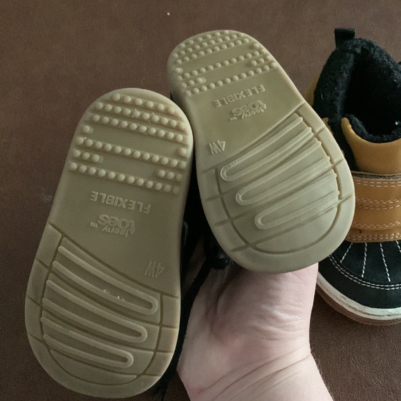 Baby shoes lot size 4 - Picture 3 of 3